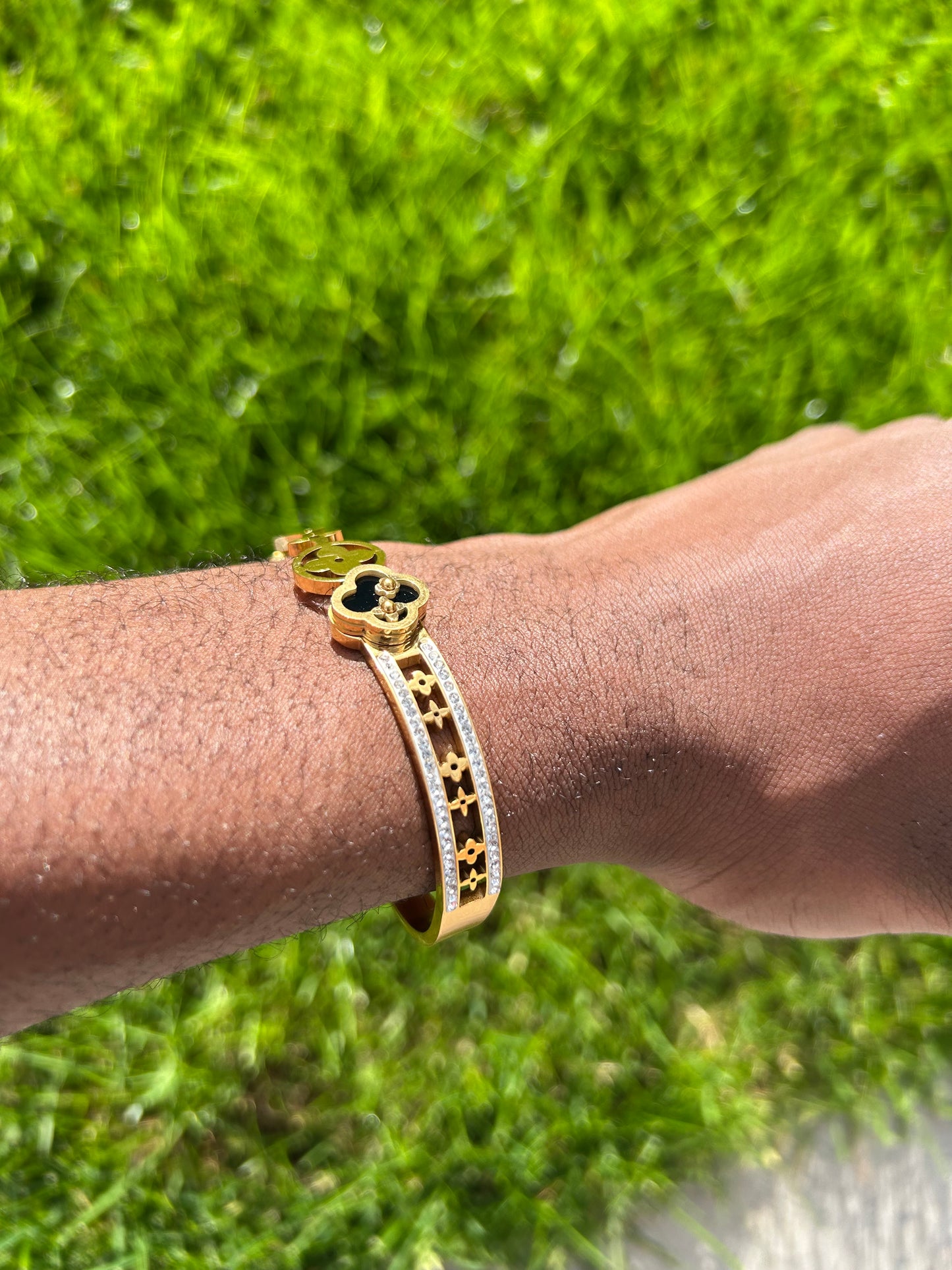 Four Leaf Clover Charm Zirconia Bracelet Stainless Steel