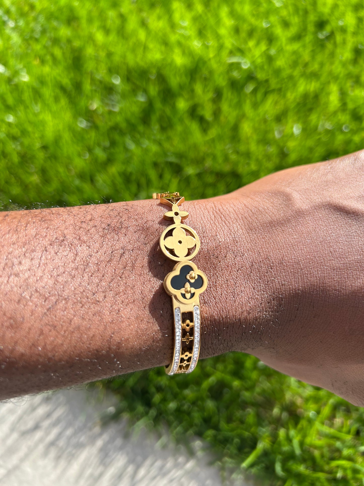 Four Leaf Clover Charm Zirconia Bracelet Stainless Steel