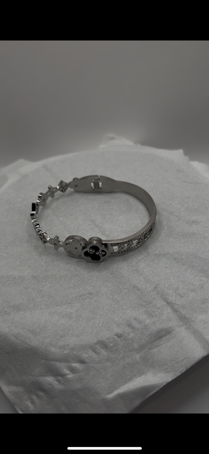 Four Leaf Clover Cleef Silver Cubic Zirconia Stainless Steel Bracelet